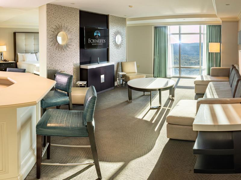 Grand Pequot Tower Petite Suite